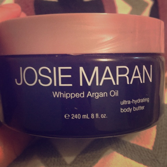 JOSIE MARAN Other - Josie Maran Whipped Argan Oil